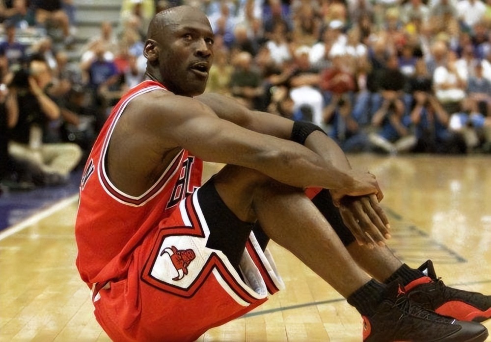 随着债务的 随着债务的