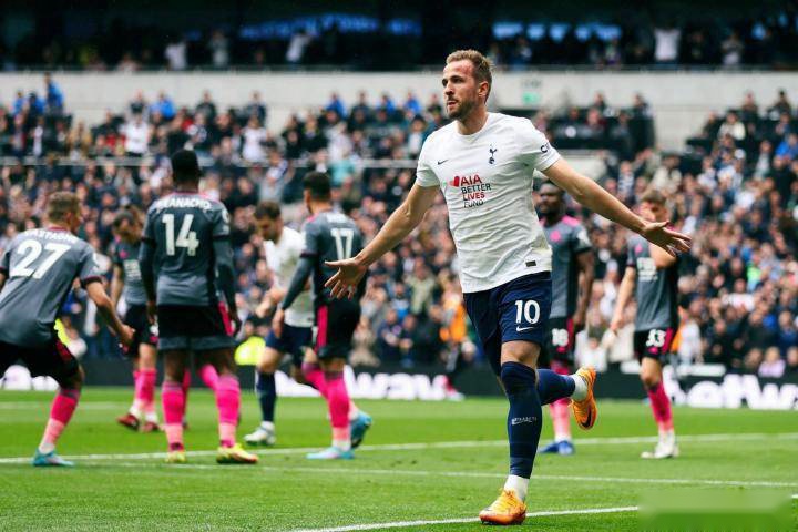 相比之下 相比之下