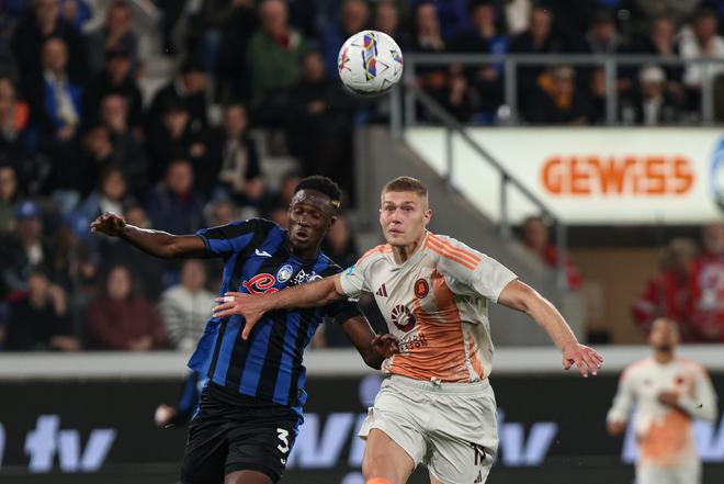 球员保持竞 球员保持竞