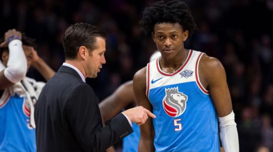 英超：火力全开 切尔西队4-0南安普顿队.