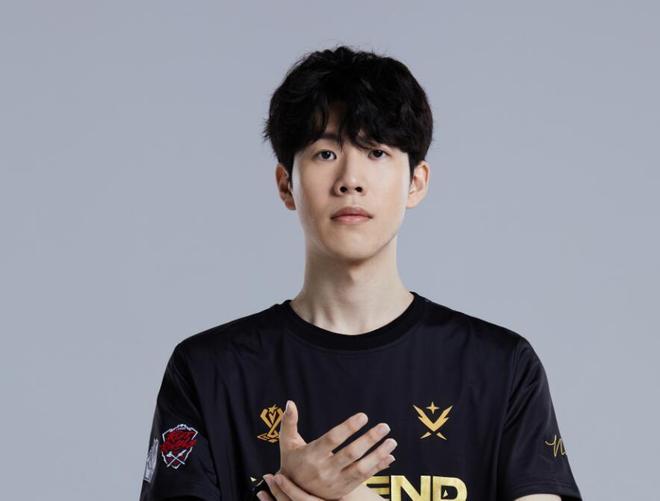 塞尔：3家俱乐部就罗克转会已达协议，但被西甲叫停了这笔交易.