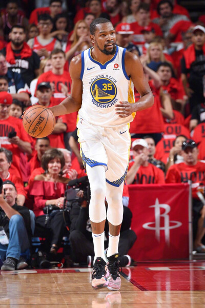 他强调控球 他强调控球