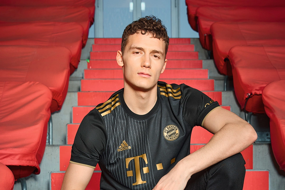 对强调运营 对强调运营